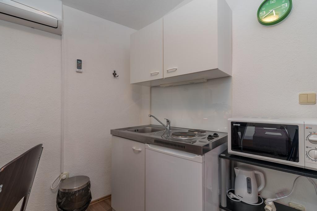 Apartments Mare Trogir Exterior foto