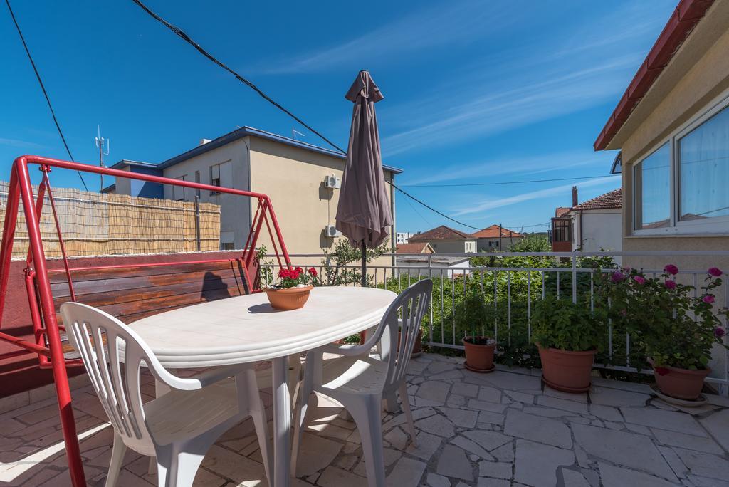 Apartments Mare Trogir Exterior foto